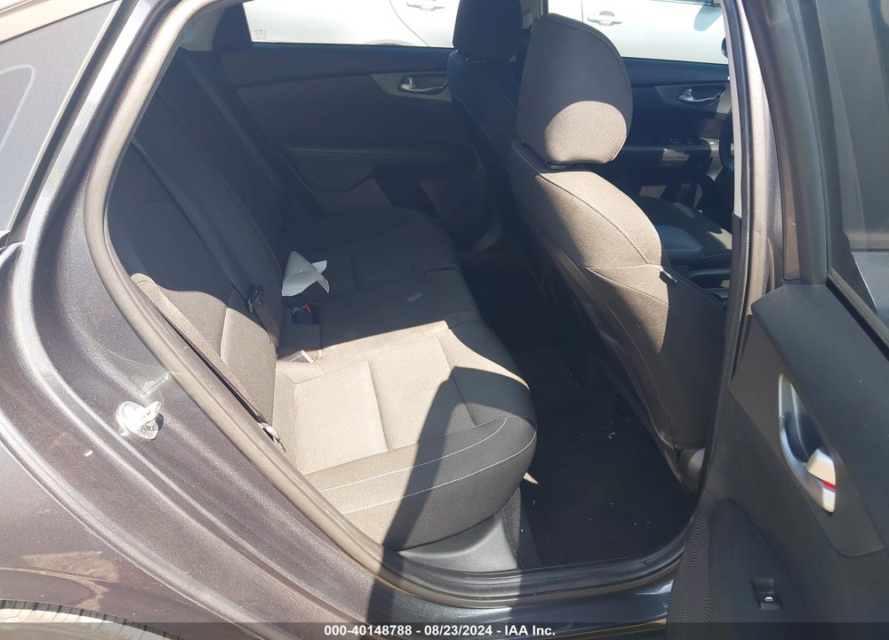 2021 KIA FORTE LXS VIN: 3KPF24AD7ME333497