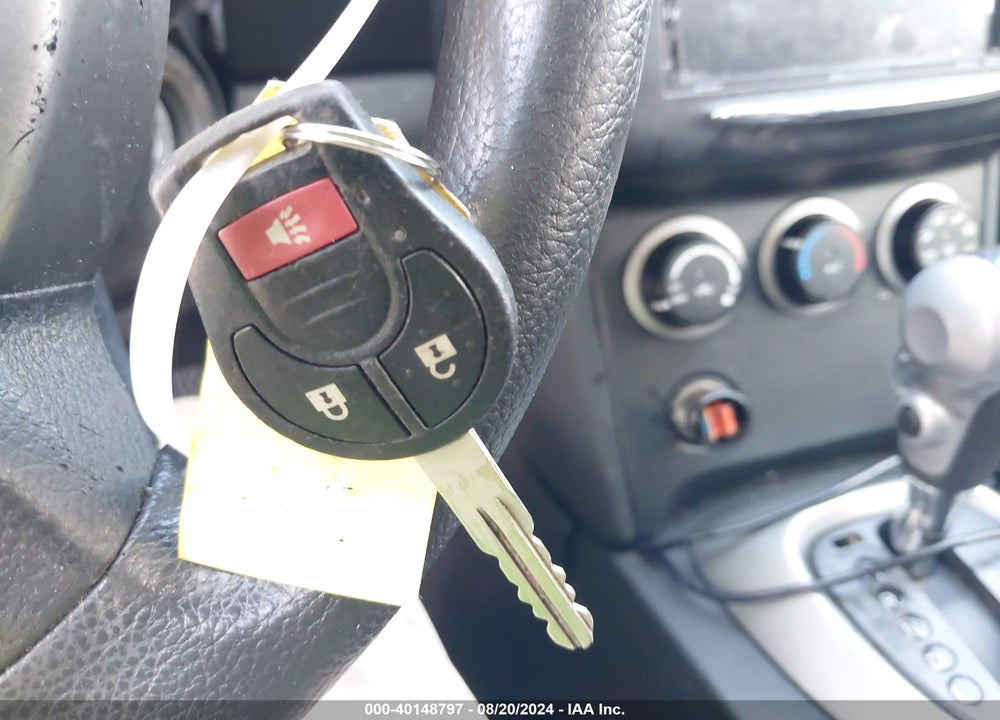 2014 NISSAN ROGUE SELECT S VIN: JN8AS5MV2EW715209