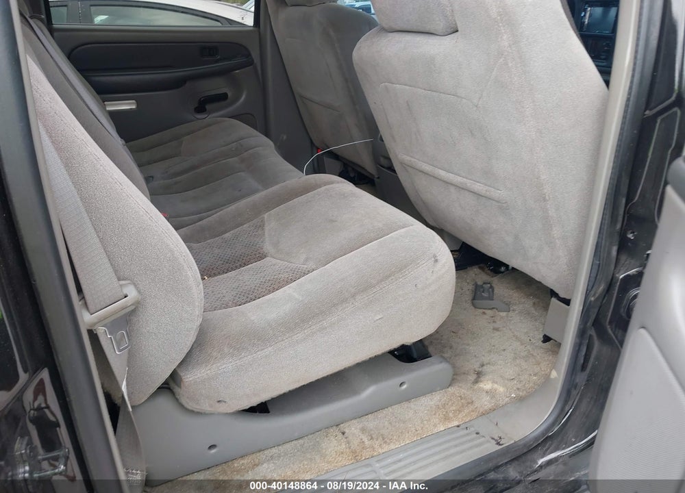 2003 CHEVROLET SUBURBAN 1500 LS VIN: 3GNEC16Z73G122581