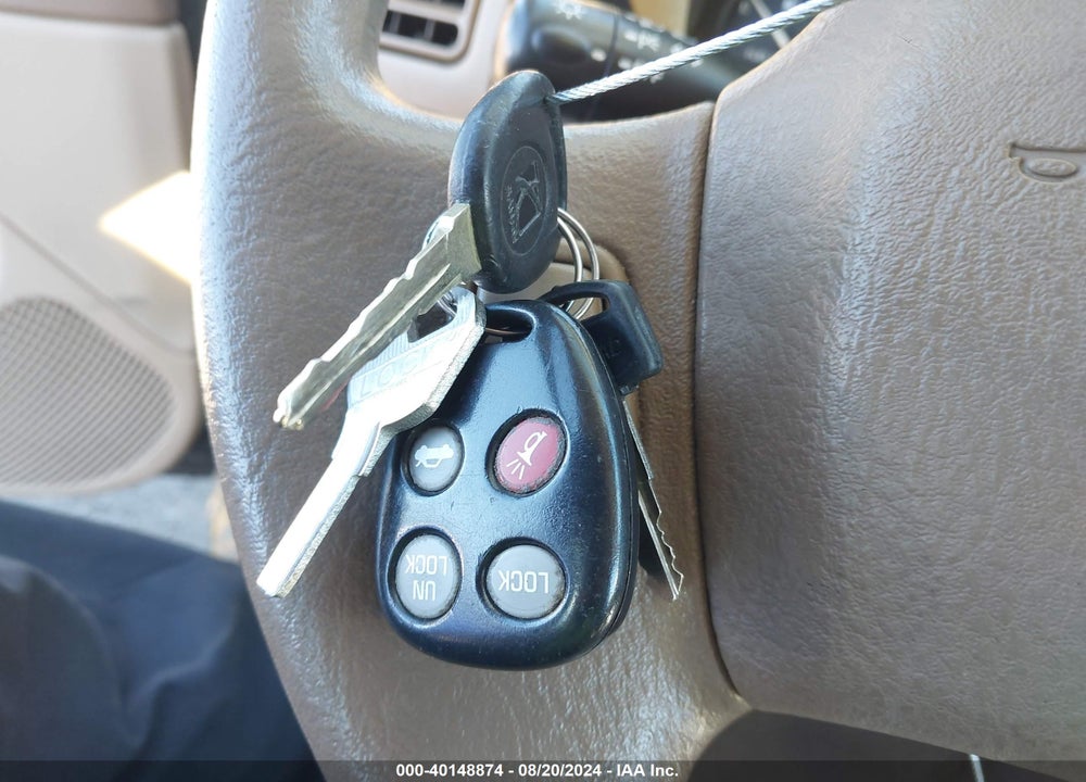 2001 SATURN L200 VIN: 1G8JU52F61Y566409
