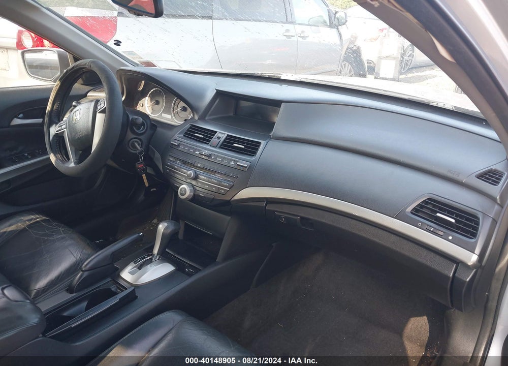 2009 HONDA ACCORD 2.4 EX-L VIN: 1HGCP26899A045772