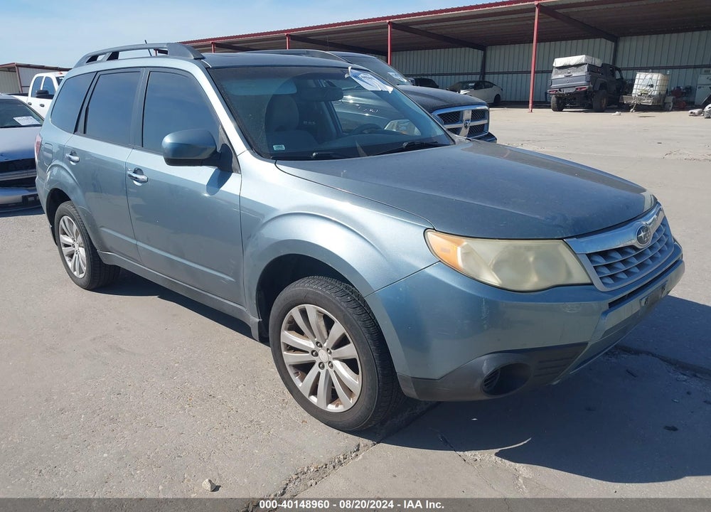 2011 SUBARU FORESTER 2.5X PREMIUM VIN: JF2SHBCC5BH714537