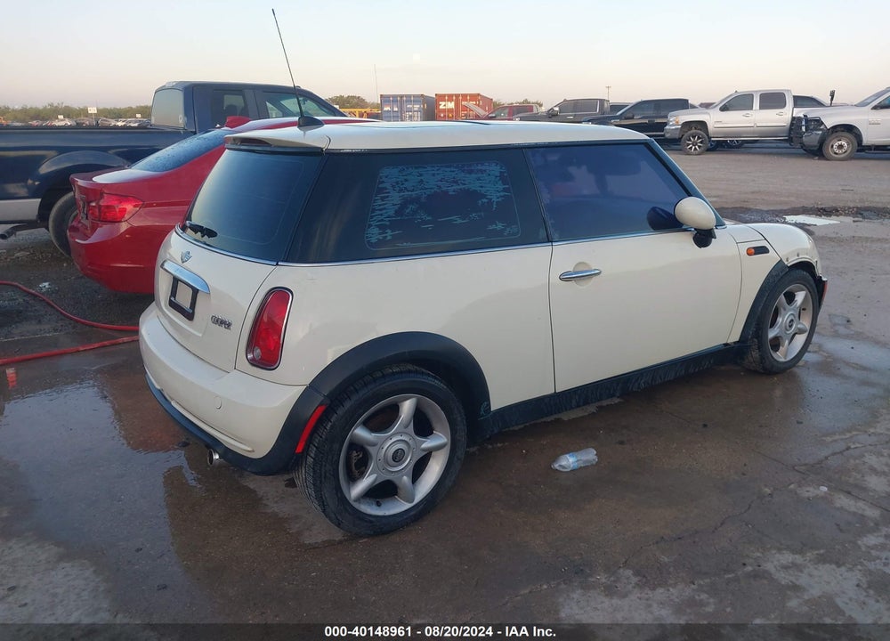 2005 MINI COOPER VIN: WMWRC33585TJ71282