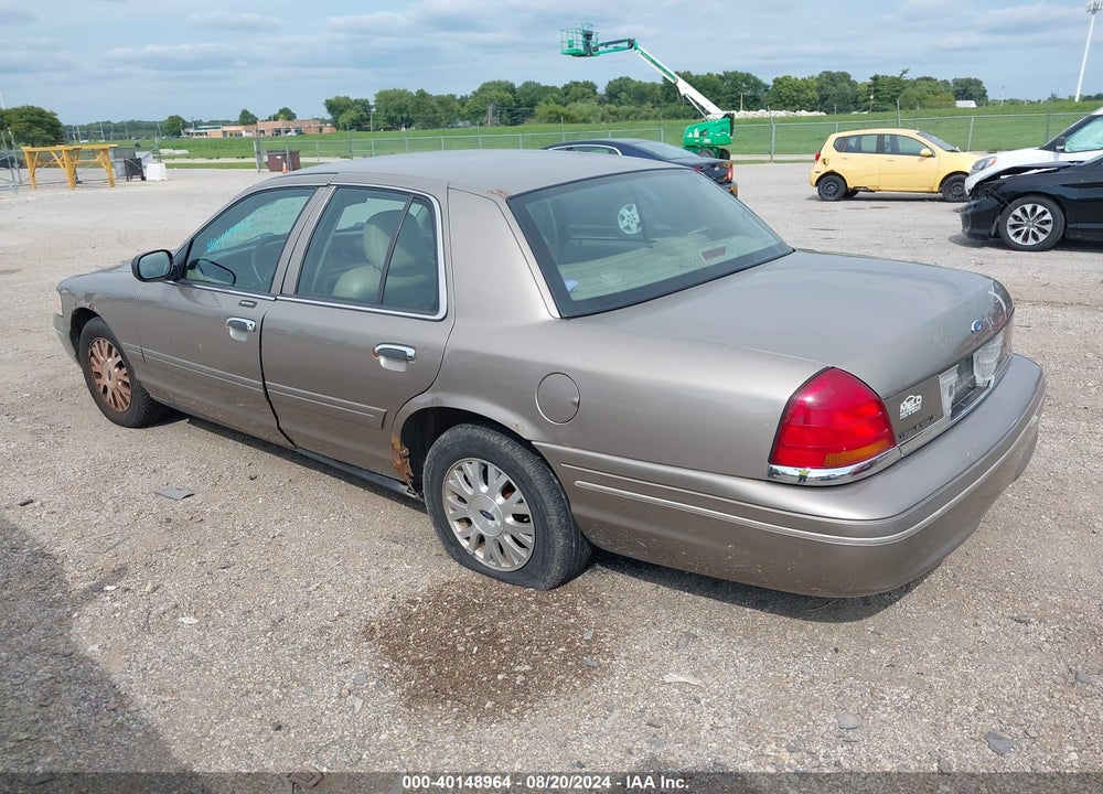 2003 FORD CROWN VICTORIA LX VIN: 2FAFP74W33X223898