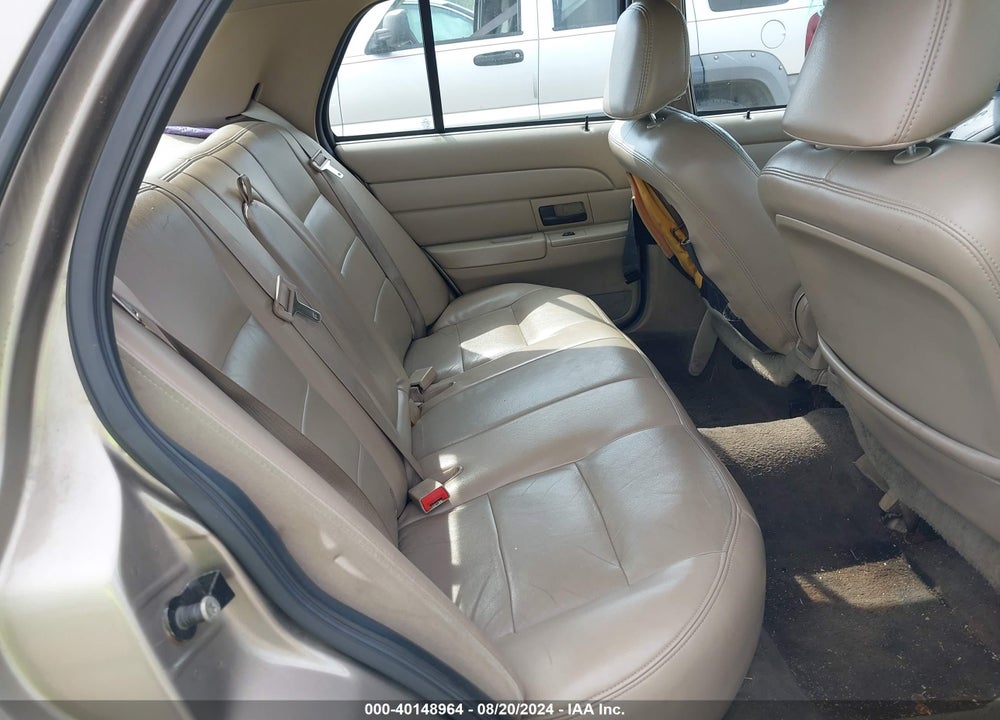 2003 FORD CROWN VICTORIA LX VIN: 2FAFP74W33X223898