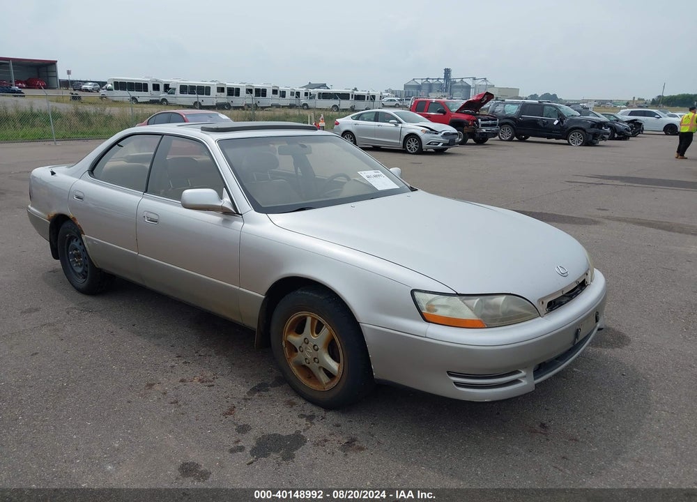 1996 LEXUS ES 300 VIN: JT8BF12G8T0143952