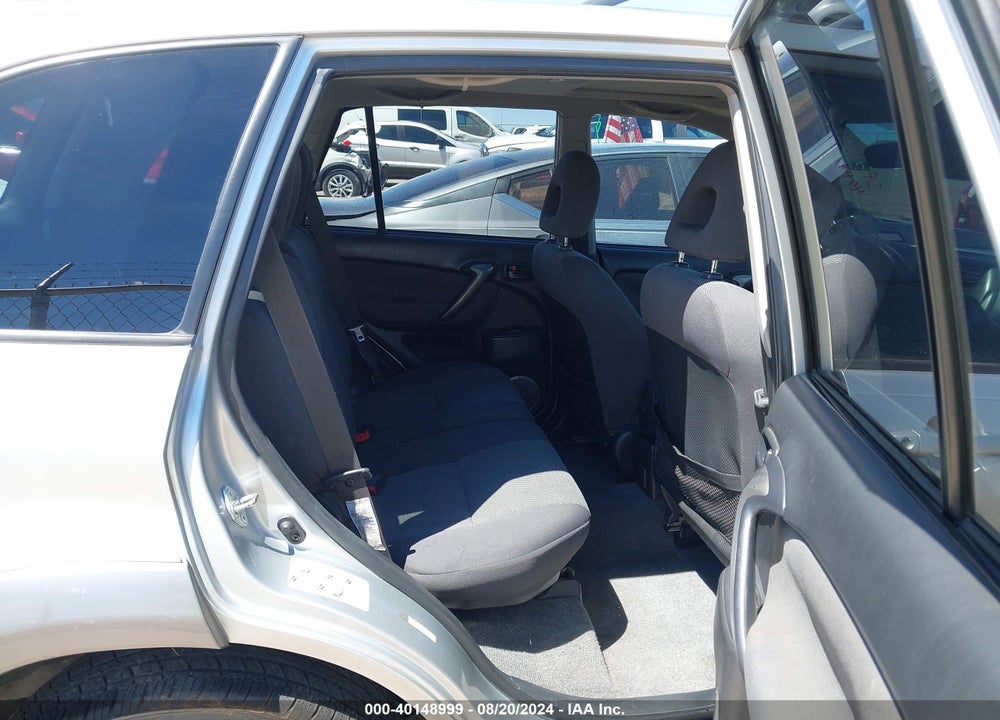 2005 TOYOTA RAV4 VIN: JTEGD20V550047327