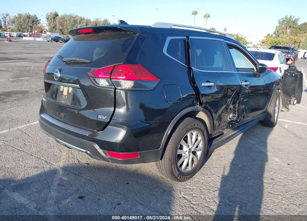 2017 NISSAN ROGUE VIN: JN8AT2MT7HW382116