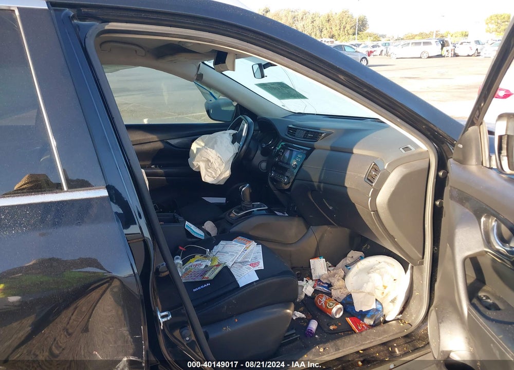 2017 NISSAN ROGUE VIN: JN8AT2MT7HW382116