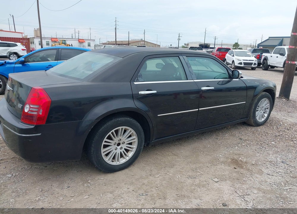 2010 CHRYSLER 300 TOURING VIN: 2C3CA4CD0AH198788