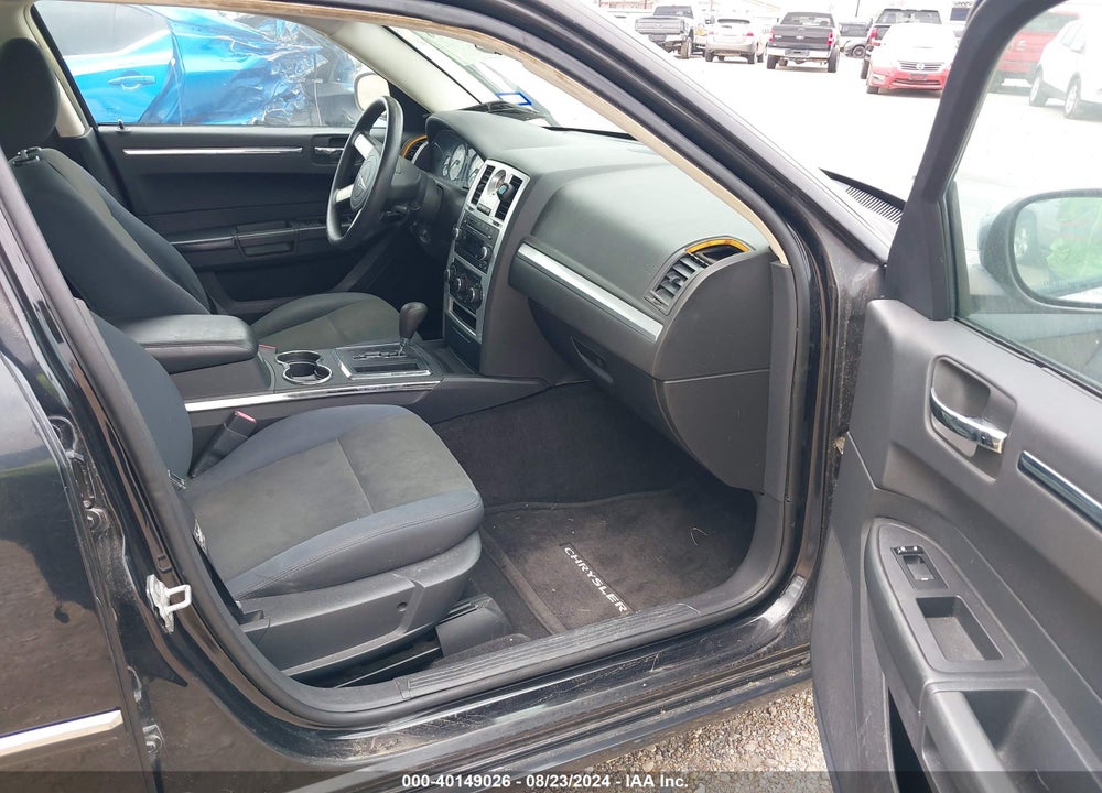 2010 CHRYSLER 300 TOURING VIN: 2C3CA4CD0AH198788