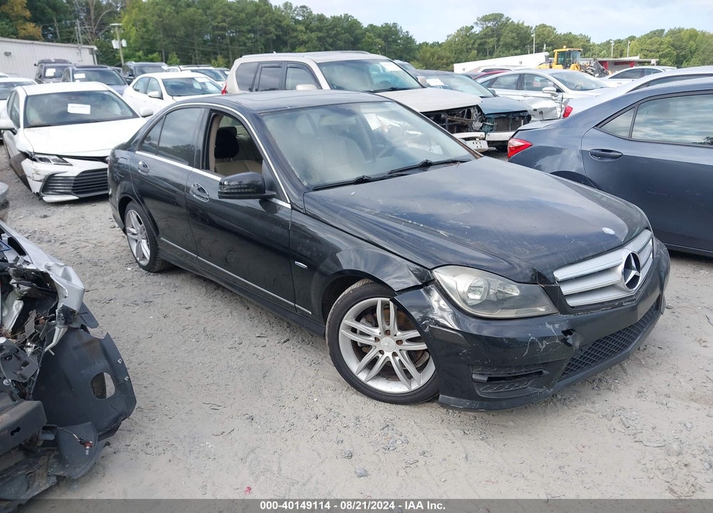 2012 MERCEDES-BENZ C 250 LUXURY/SPORT VIN: WDDGF4HB2CR218473