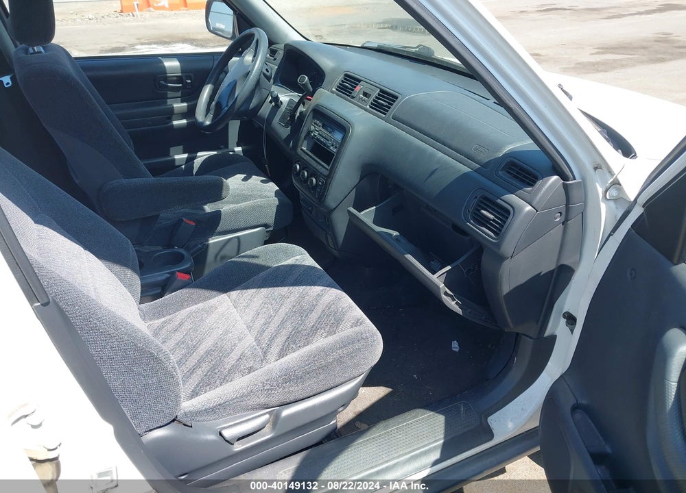 1999 HONDA CR-V LX VIN: JHLRD1845XC074695