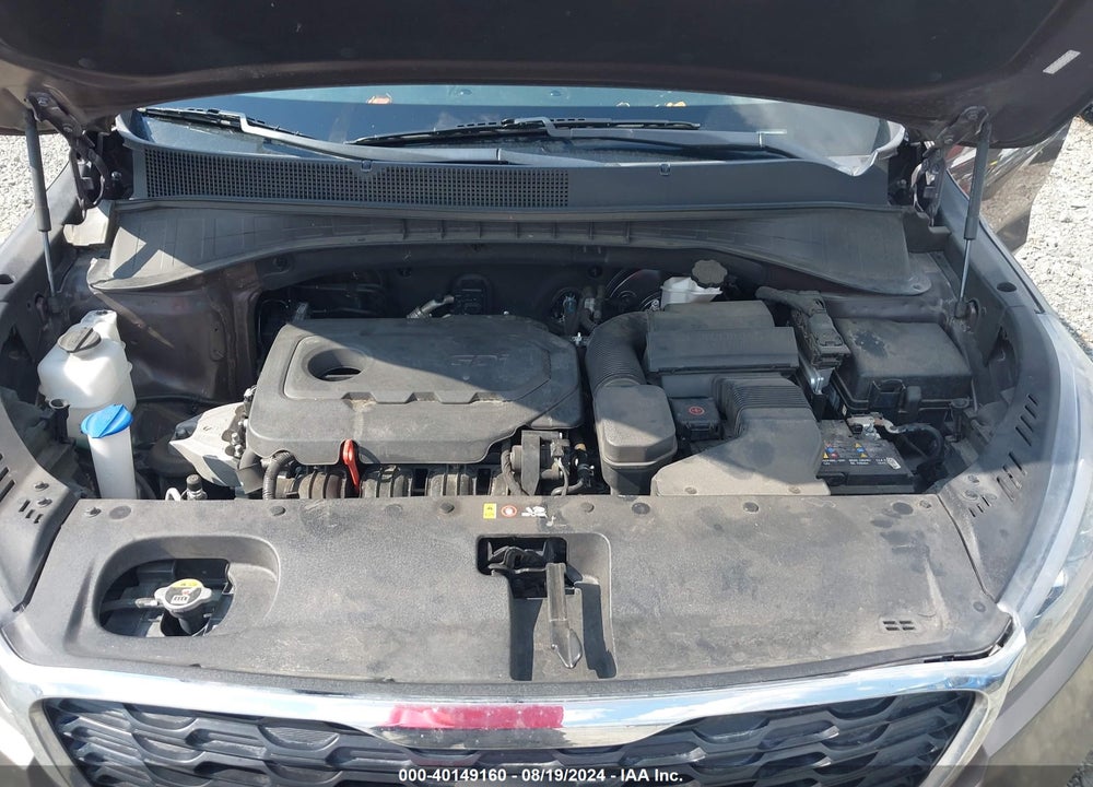 2019 KIA SORENTO 2.4L LX VIN: 5XYPG4A35KG566484