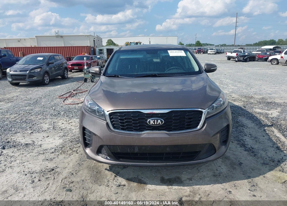 2019 KIA SORENTO 2.4L LX VIN: 5XYPG4A35KG566484