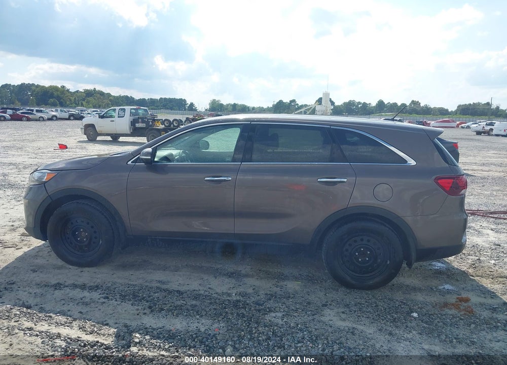2019 KIA SORENTO 2.4L LX VIN: 5XYPG4A35KG566484