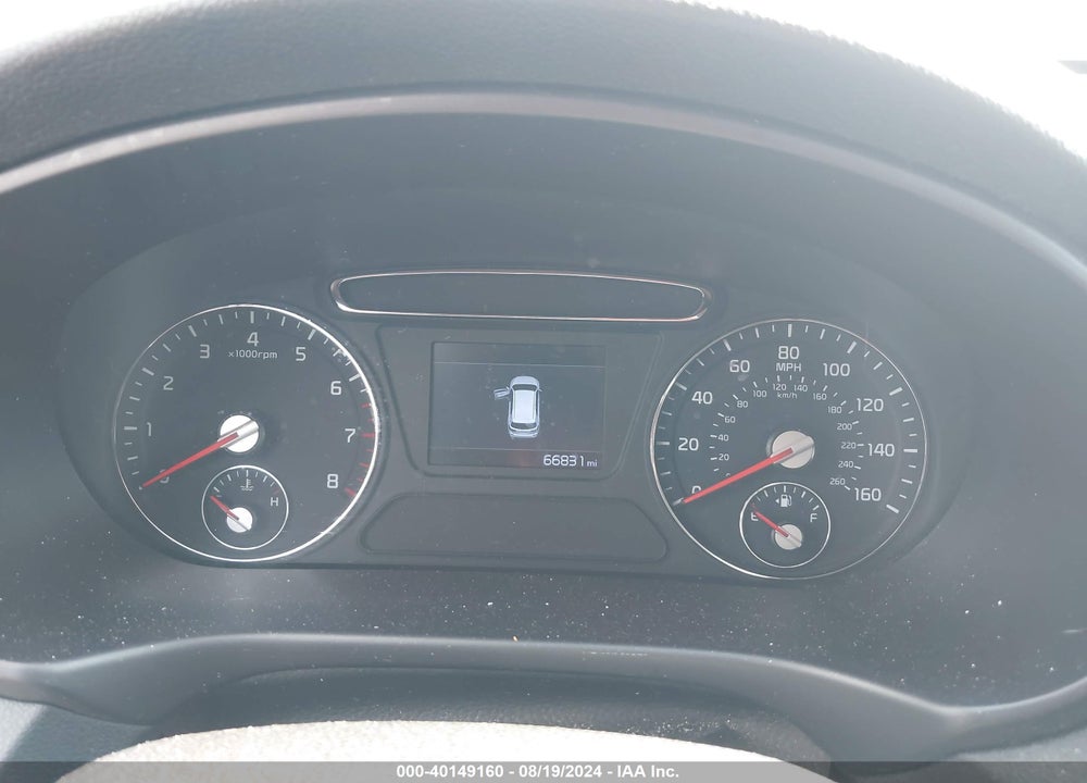 2019 KIA SORENTO 2.4L LX VIN: 5XYPG4A35KG566484