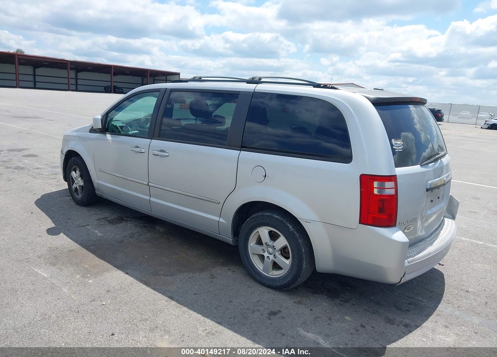 2010 DODGE GRAND CARAVAN SXT VIN: 2D4RN5D13AR180416