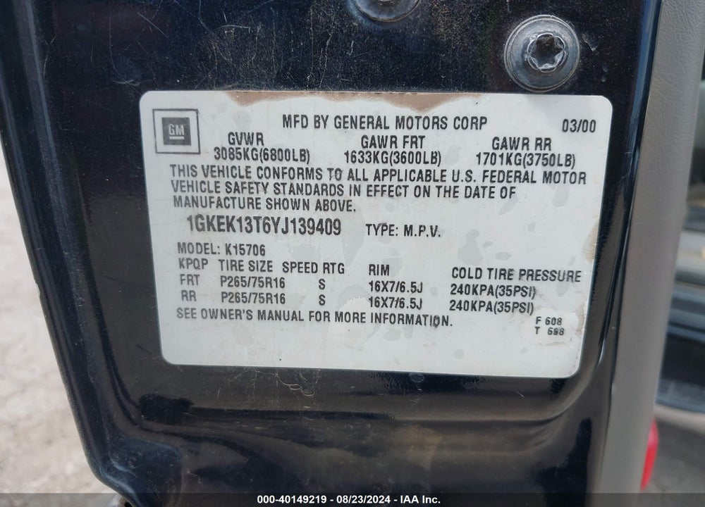 2000 GMC YUKON VIN: 1GKEK13T6YJ139409