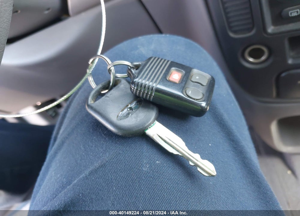 2002 FORD WINDSTAR LX VIN: 2FMZA51412BB68889