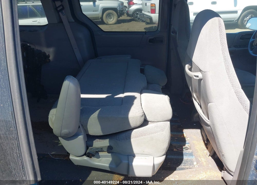 2002 FORD WINDSTAR LX VIN: 2FMZA51412BB68889