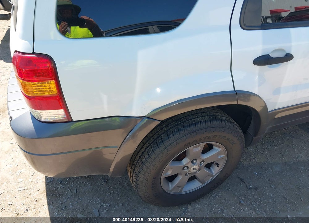 2005 FORD ESCAPE XLT VIN: 1FMCU93185KA95165