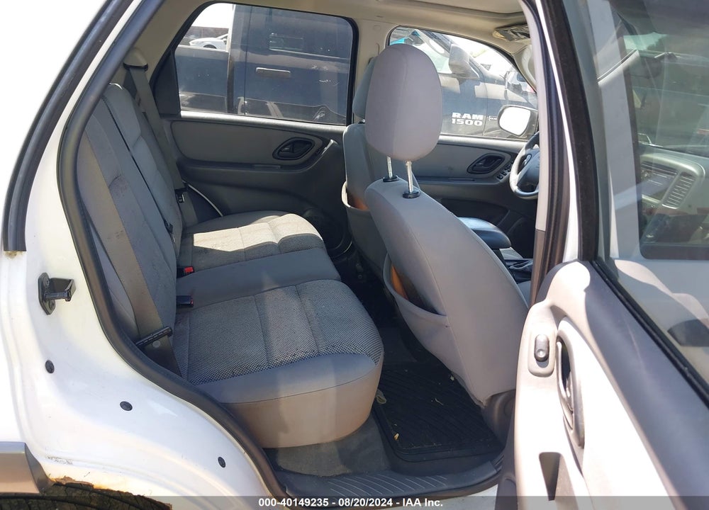 2005 FORD ESCAPE XLT VIN: 1FMCU93185KA95165
