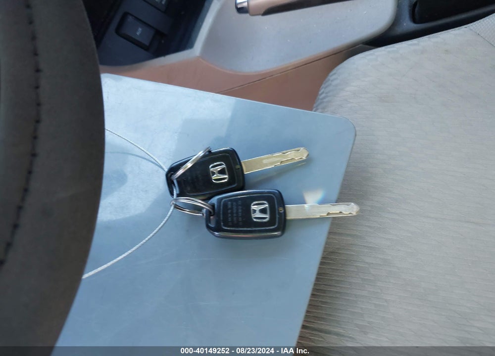 2015 HONDA CIVIC LX VIN: 19XFB2F53FE091445