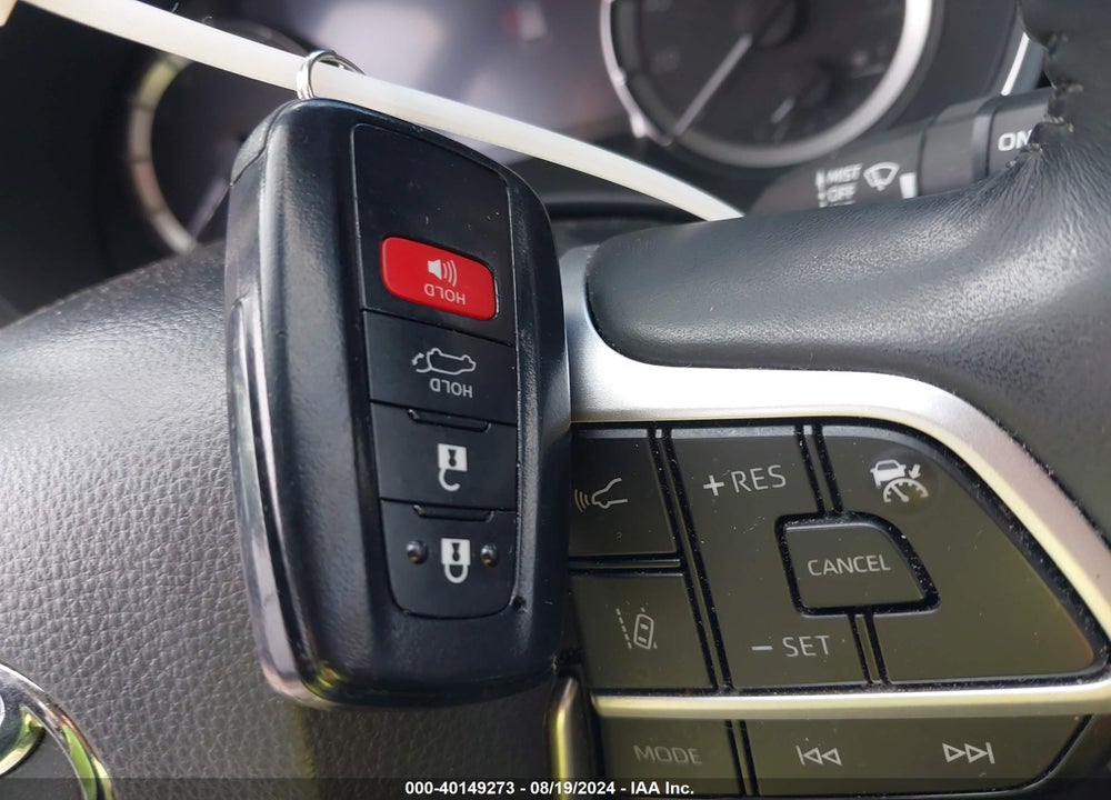 2023 TOYOTA HIGHLANDER XLE VIN: 5TDKDRAH9PS026691