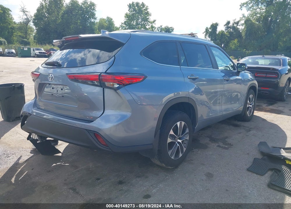 2023 TOYOTA HIGHLANDER XLE VIN: 5TDKDRAH9PS026691