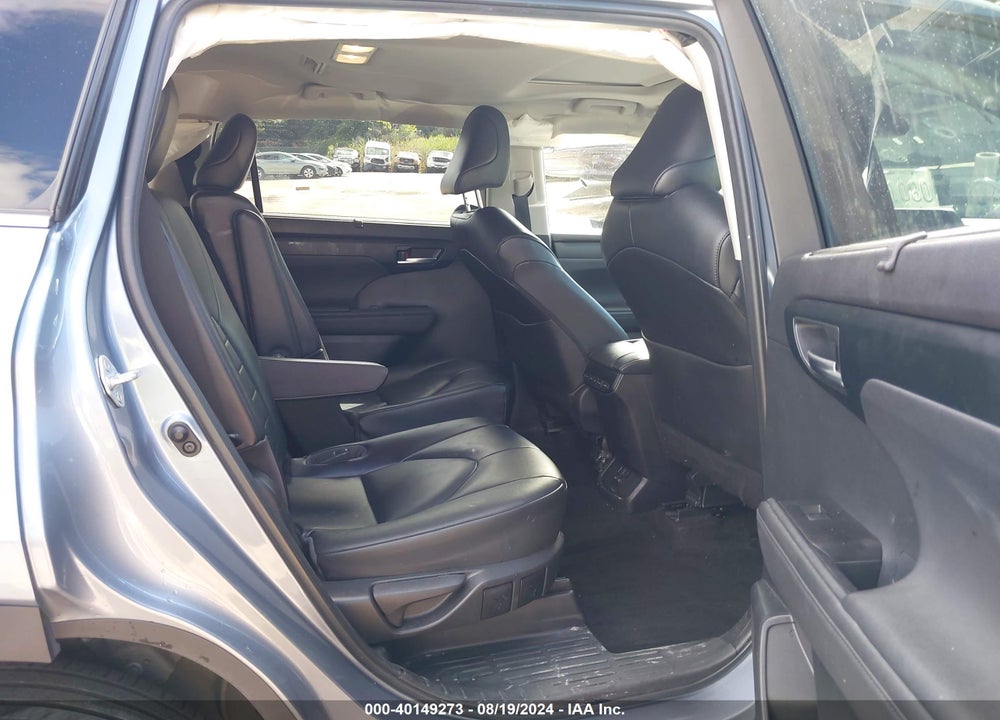 2023 TOYOTA HIGHLANDER XLE VIN: 5TDKDRAH9PS026691