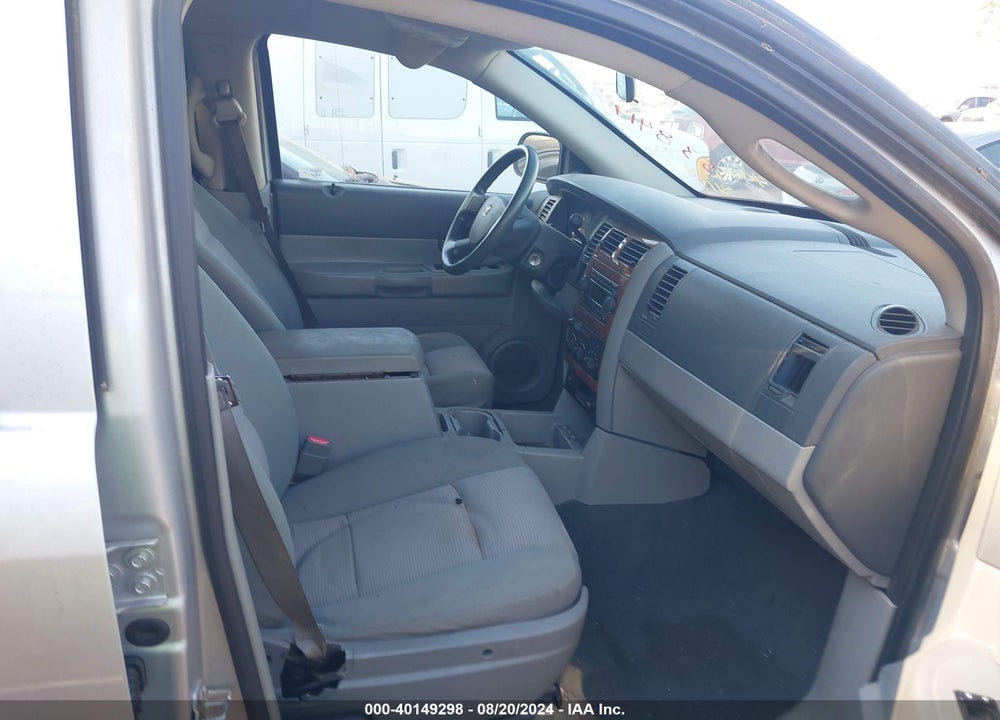 2007 DODGE DURANGO VIN: 1D8HD48P27F538417