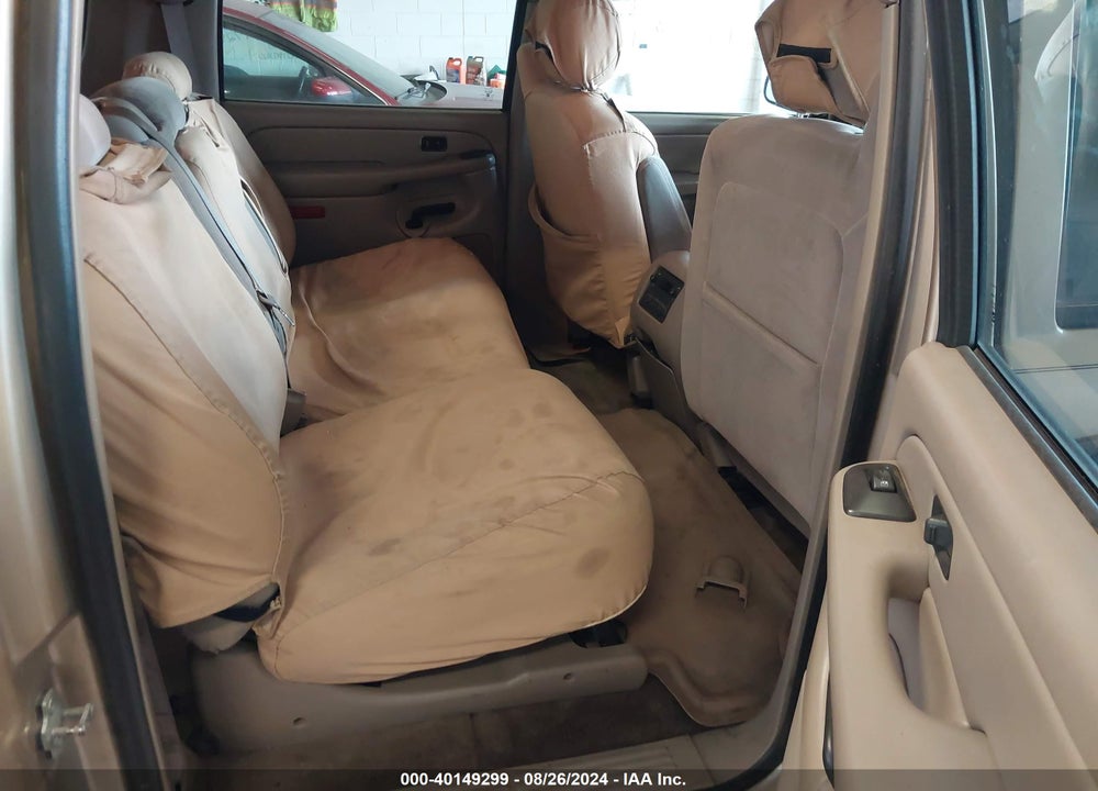 2005 CHEVROLET SUBURBAN 1500 LS VIN: 1GNFK16Z75J190663