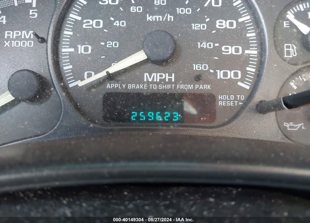 2001 CHEVROLET SILVERADO 2500 VIN: 1GBHC24141E209646