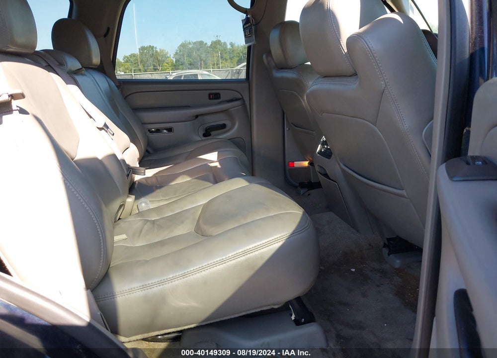 2005 CHEVROLET TAHOE VIN: 1GNEC13T75R132112