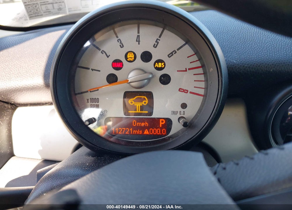 2011 MINI COOPER VIN: WMWSU3C57BT097783