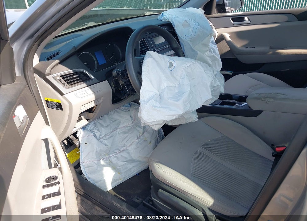 2017 HYUNDAI SONATA VIN: 5NPE24AF6HH568505