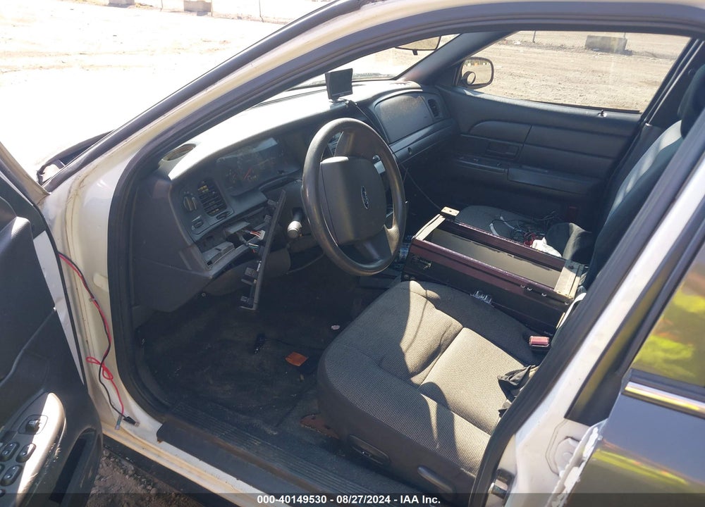2005 FORD CROWN VICTORIA POLICE VIN: 2FAFP71W75X151398