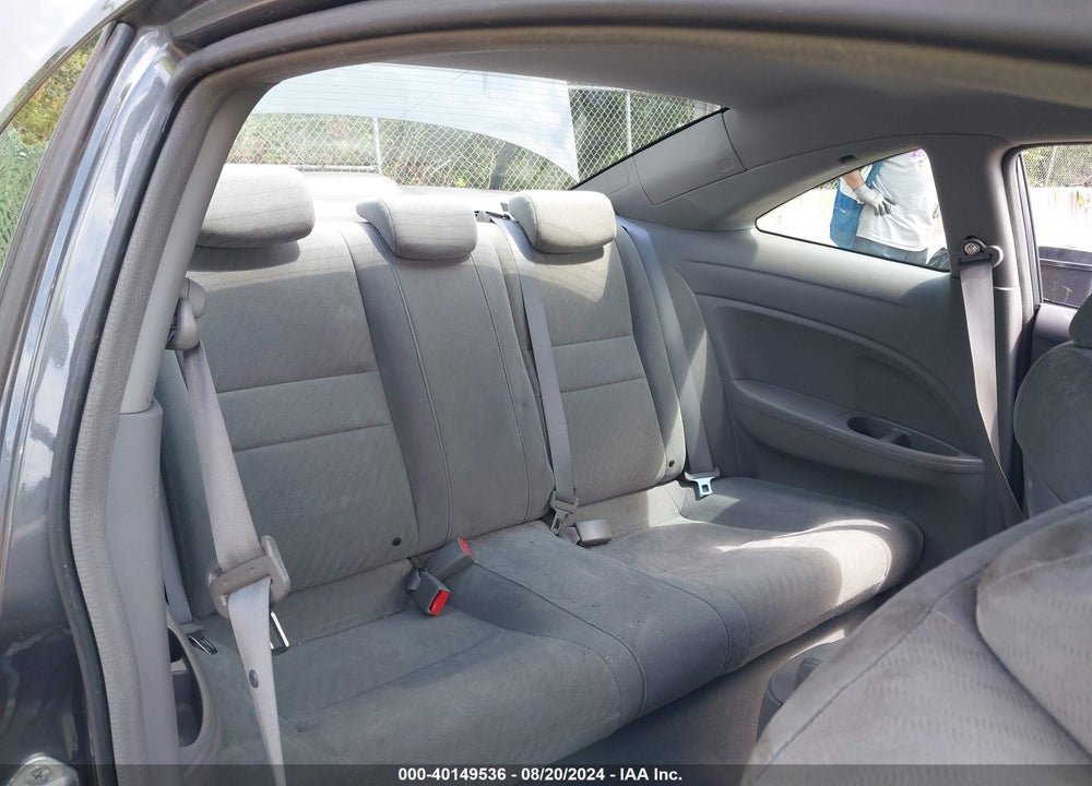 2010 HONDA CIVIC LX VIN: 2HGFG1B60AH527211