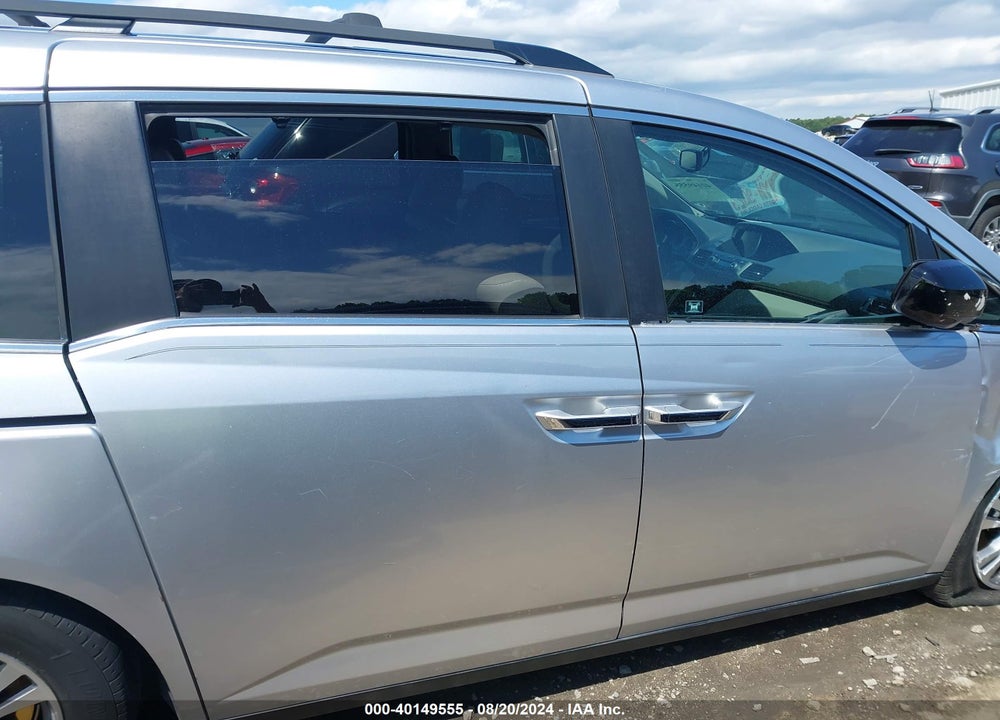 2011 HONDA ODYSSEY EX-L VIN: 5FNRL5H67BB094614