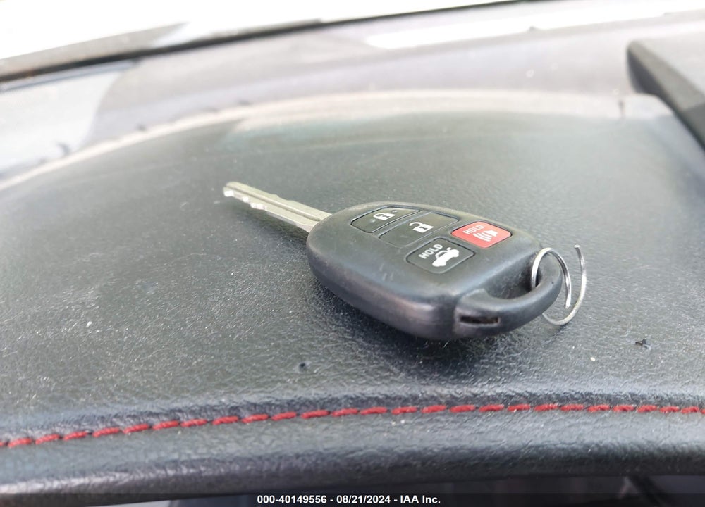 2016 TOYOTA CAMRY SE VIN: 4T1BF1FK9GU204512