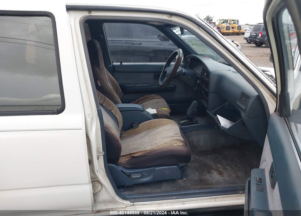1990 TOYOTA 4RUNNER VN39 SR5 VIN: JT3VN39W1L0001781
