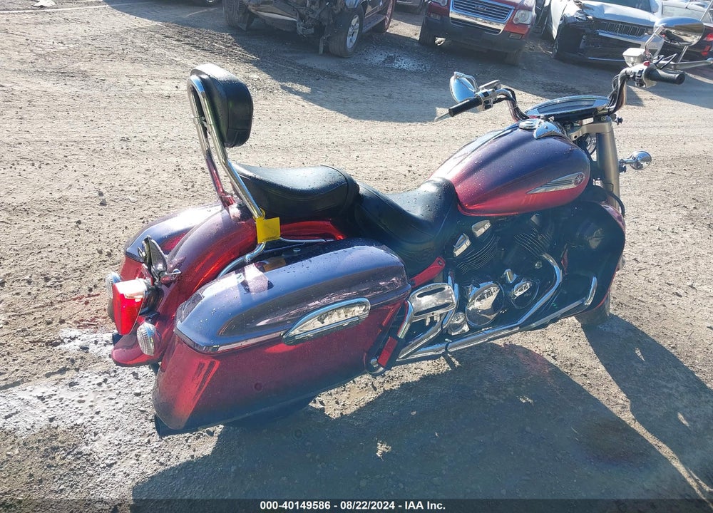 2005 YAMAHA XVZ13 CT VIN: JYAVP18E45A000751