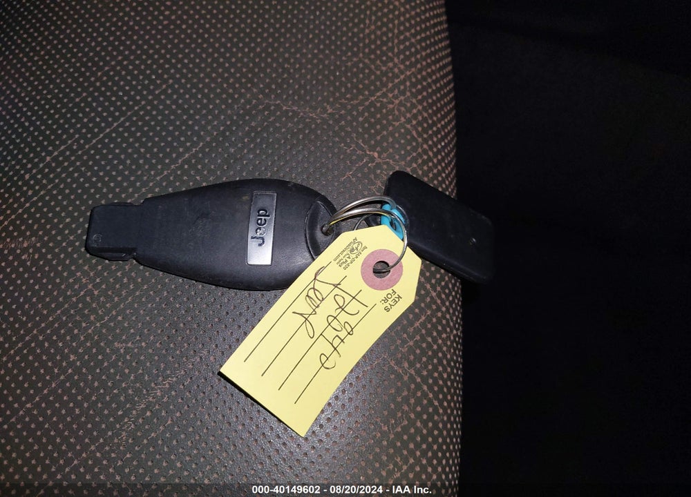 2011 JEEP GRAND CHEROKEE LAREDO VIN: 1J4RR4GG7BC675931