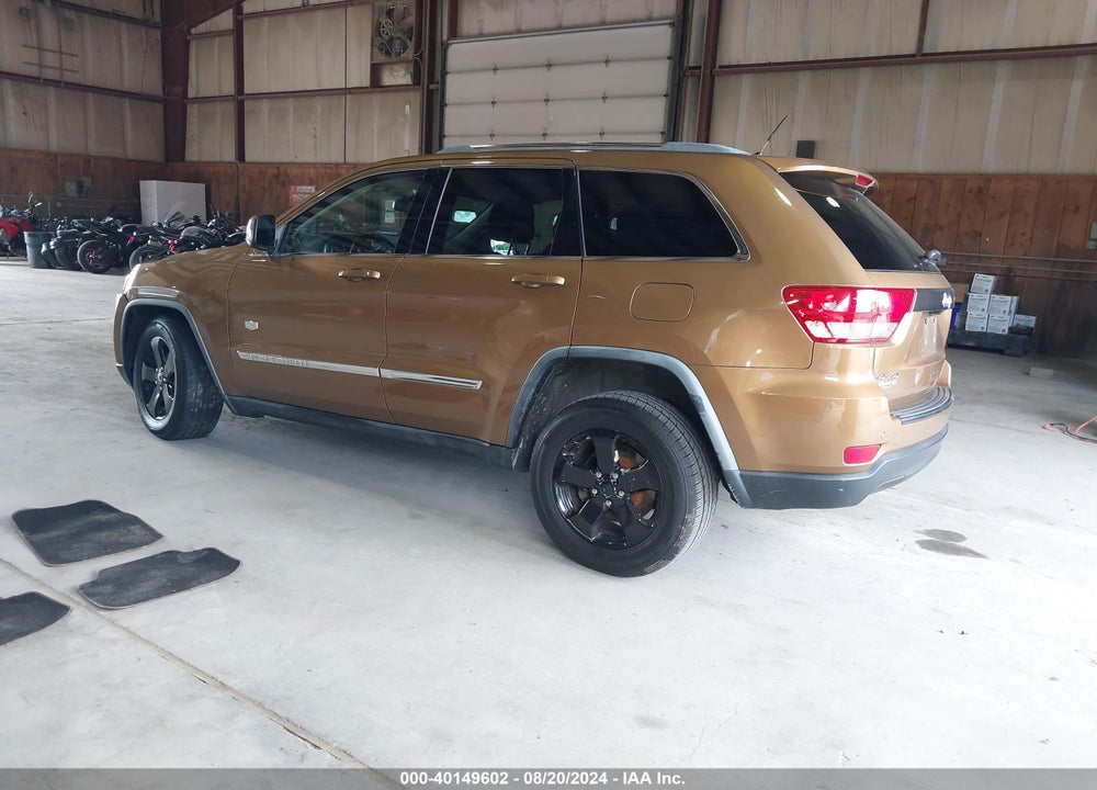 2011 JEEP GRAND CHEROKEE LAREDO VIN: 1J4RR4GG7BC675931