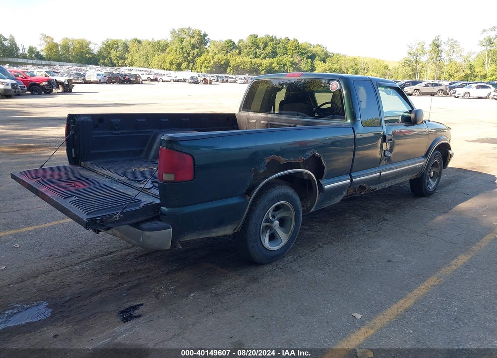 2002 CHEVROLET S-10 LS VIN: 1GCCS19W728186970