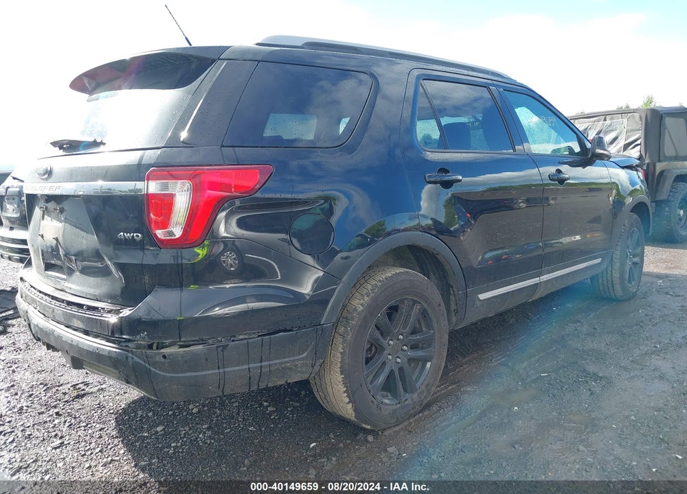 2018 FORD EXPLORER XLT VIN: 1FM5K8D85JGC51017