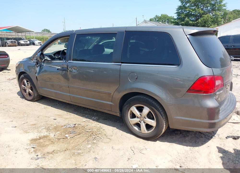 2010 VOLKSWAGEN ROUTAN SE VIN: 2V4RW3D10AR395434