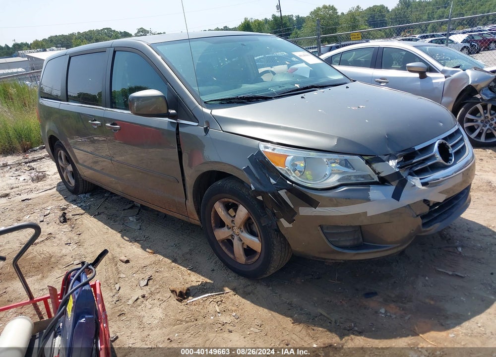 2010 VOLKSWAGEN ROUTAN SE VIN: 2V4RW3D10AR395434