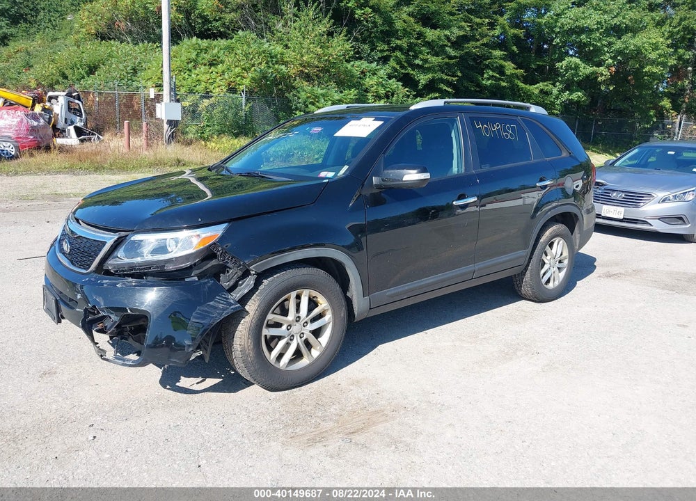 2014 KIA SORENTO LX VIN: 5XYKT3A60EG503842